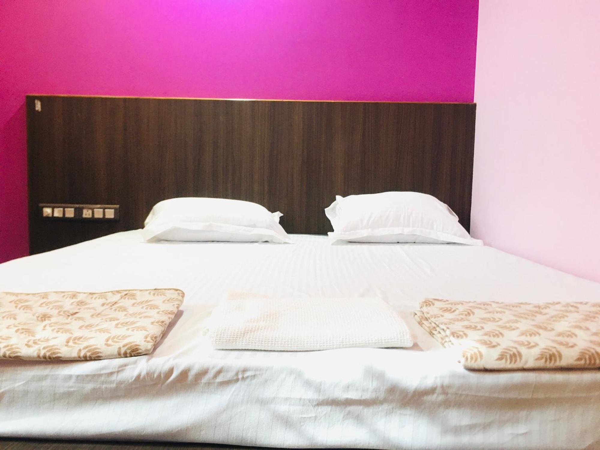 Chanda Palace Guest House Hazaribag Eksteriør billede