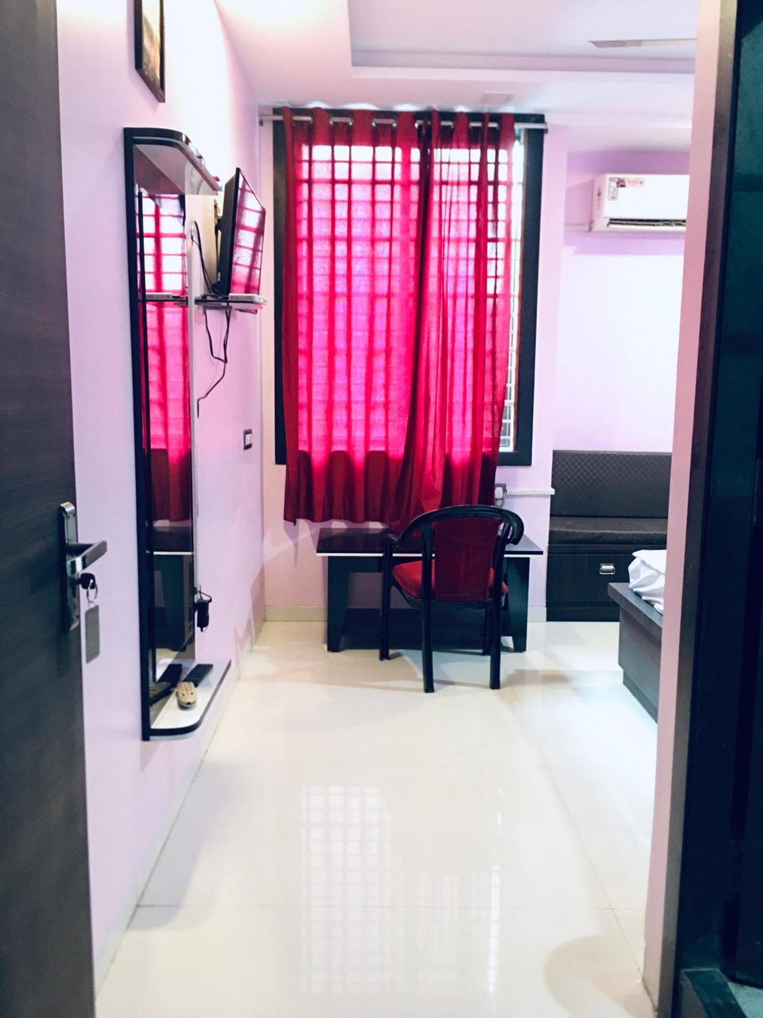 Chanda Palace Guest House Hazaribag Eksteriør billede